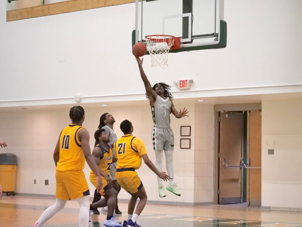 Glen Oaks men rally to beat Marian Un. Ancilla 95-87
